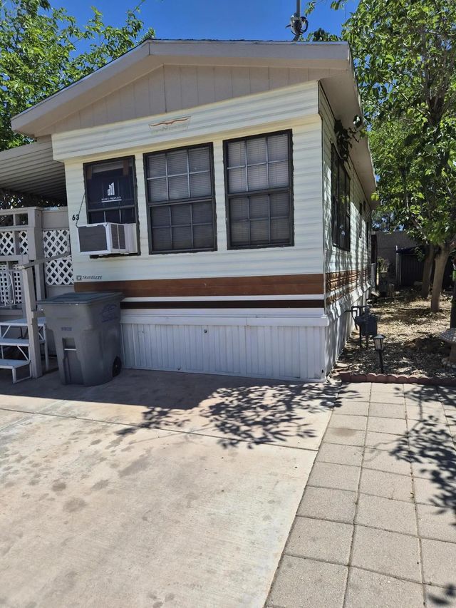 4400 W State Dr #63, Hurricane