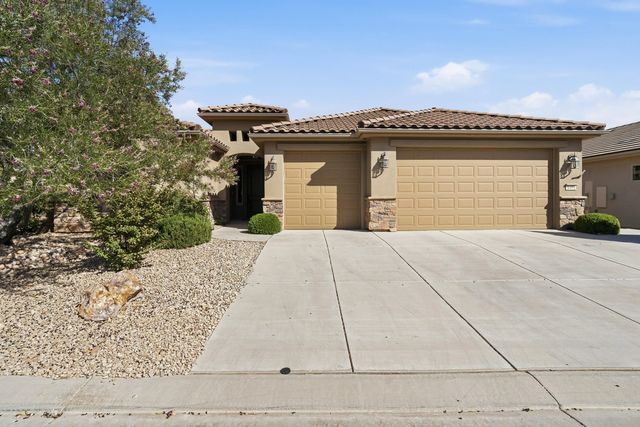 1494 W Songbird Dr, St George