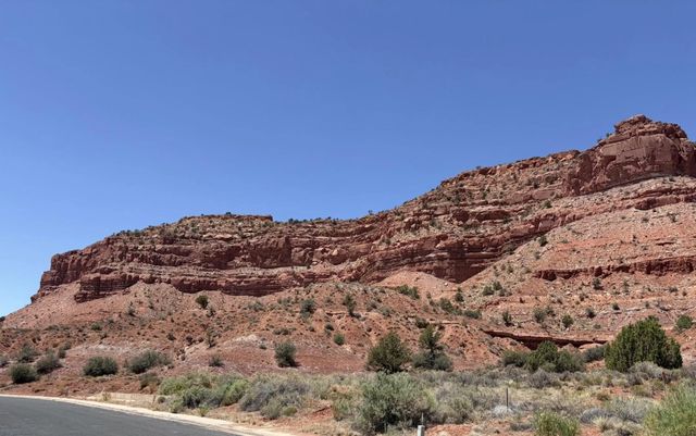 865 E Country Club Dr, Kanab