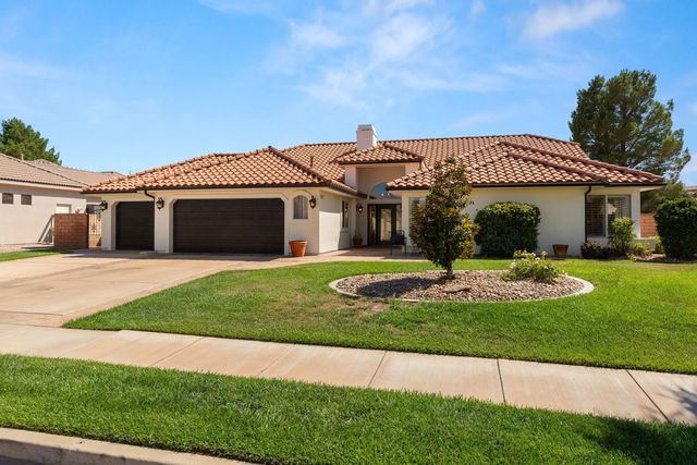1927 W Rivers Edge Ln, St George
