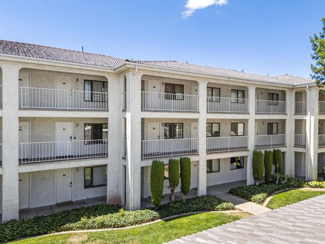 1845 W Canyon View Dr #1626, St George