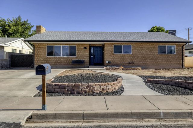 683 E 600 S, St George