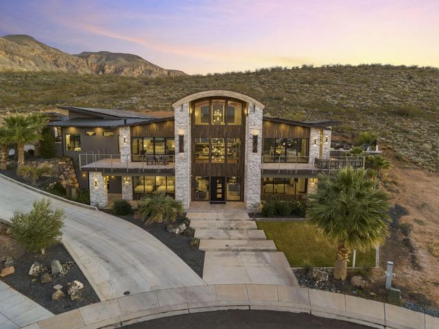 3652 S Cypress Point Rd, Hurricane
