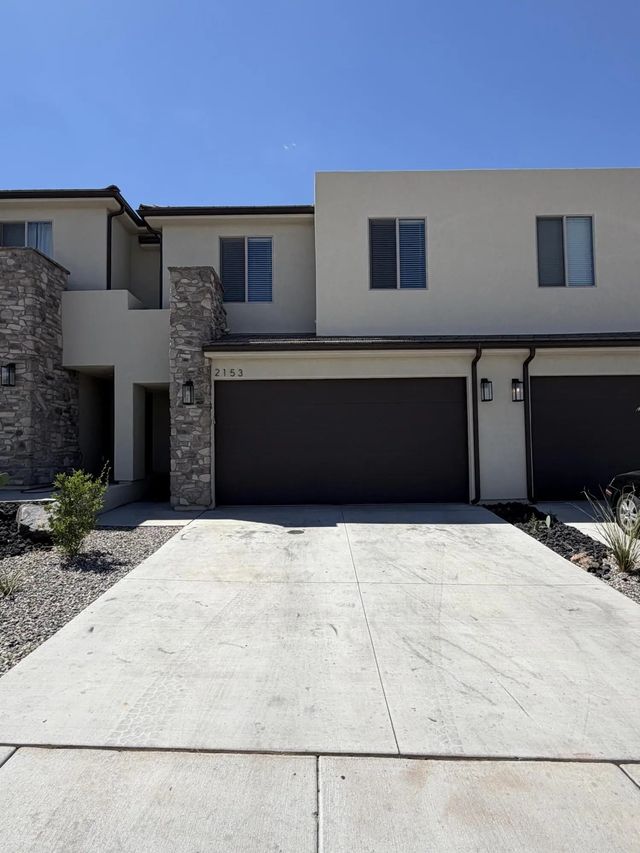 2153 W 380 S 2 A, Hurricane