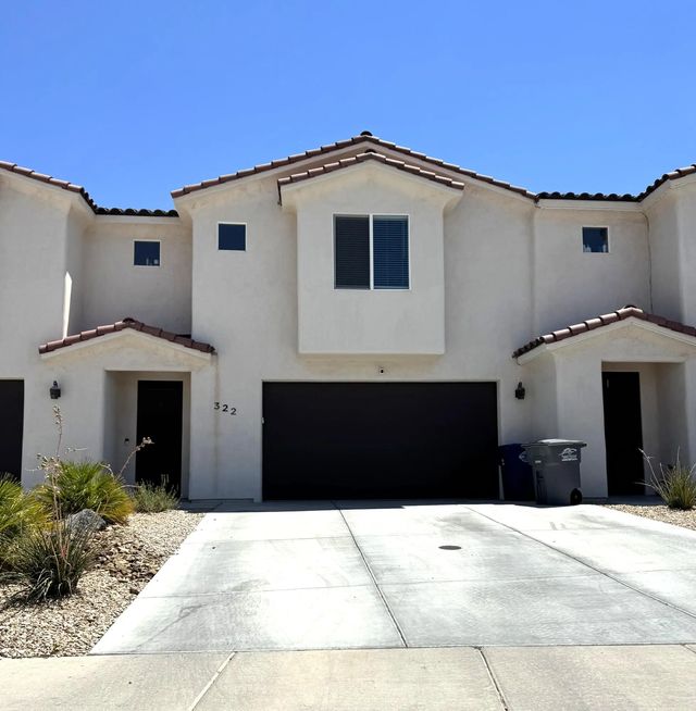 322 N 2480 W, Hurricane