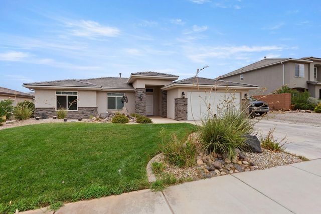 3307 E Holly Dr, St George