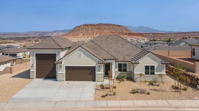 1323 E Andromeda St, Washington