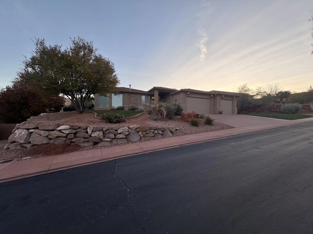 1399 W Cedar Dr 243, St George