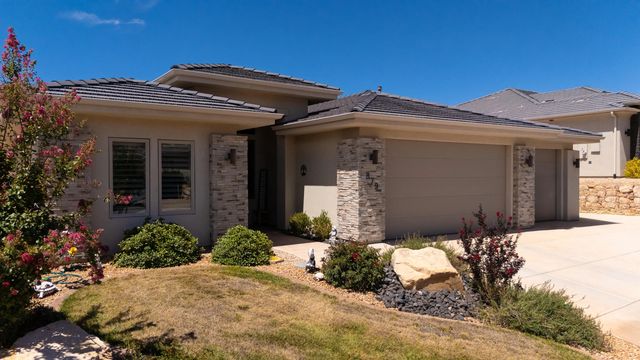 879 N Sandy Talus Dr, Washington