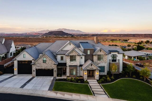 1476 W Top Rope Cir, St George