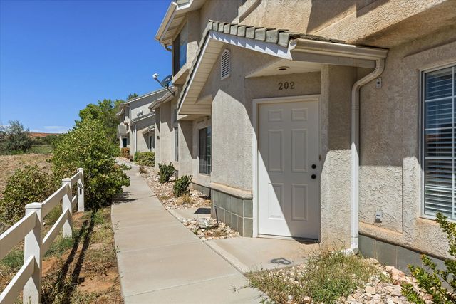 684 W Buena Vista Blvd #202, Washington