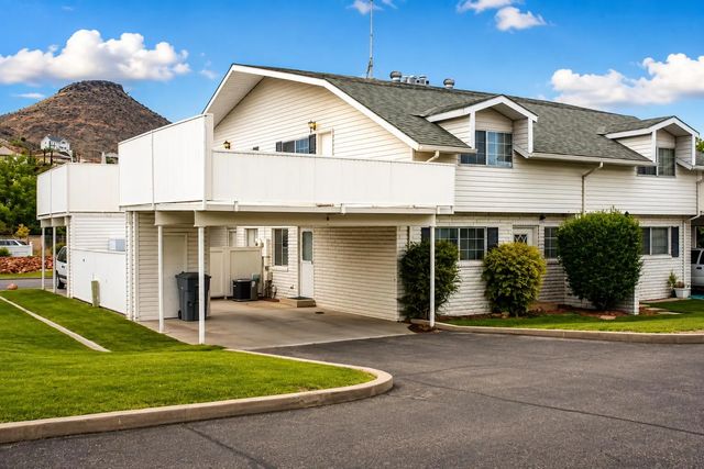 781 N Valley View Dr D, St George