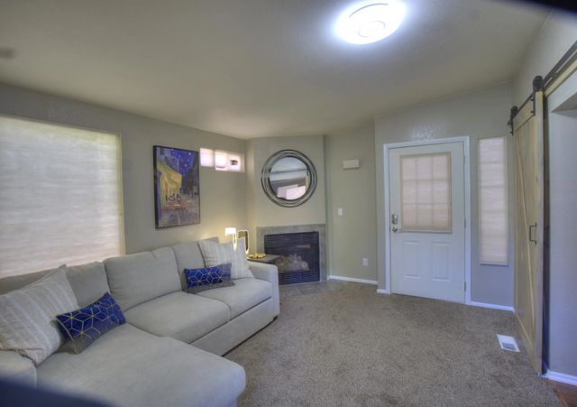 128 Overlook Ln, Hurricane