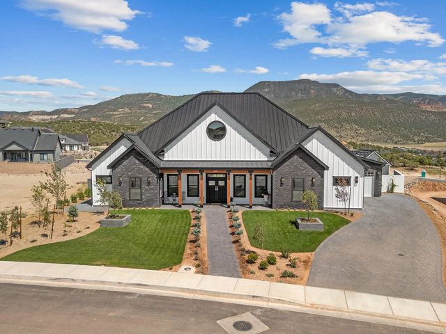 1853 S Harvest Ln, Cedar City