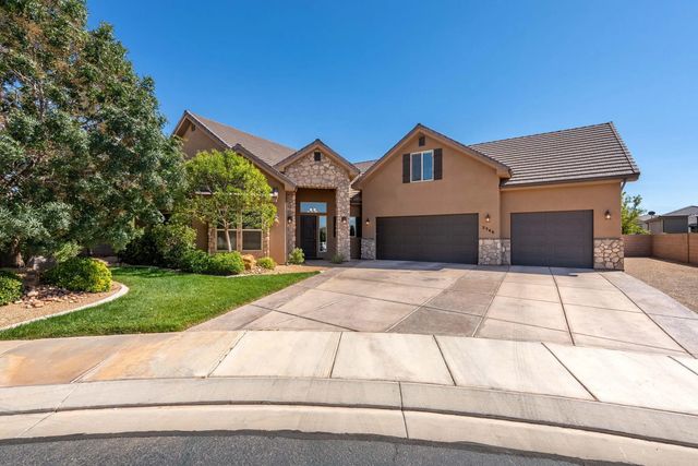 2546 E 3000 S Cir, St George