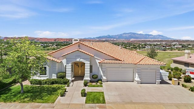 975 E Lizzie Ln, St George