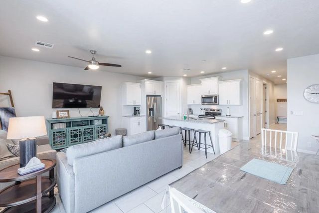 4845 N Fishers Island Way, St George