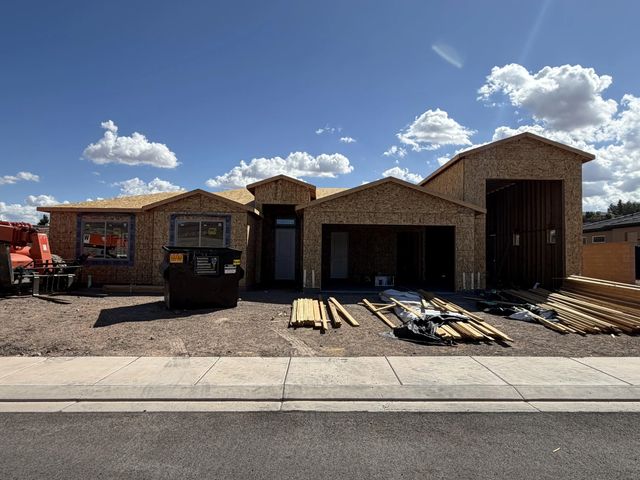 402 N 3650 W, Hurricane