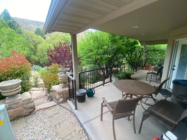 46 Cottonwood Ln, Harrisburg