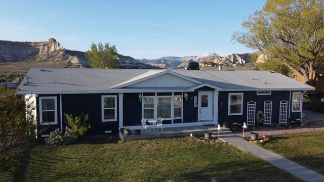 55 E 300 N, Henrieville