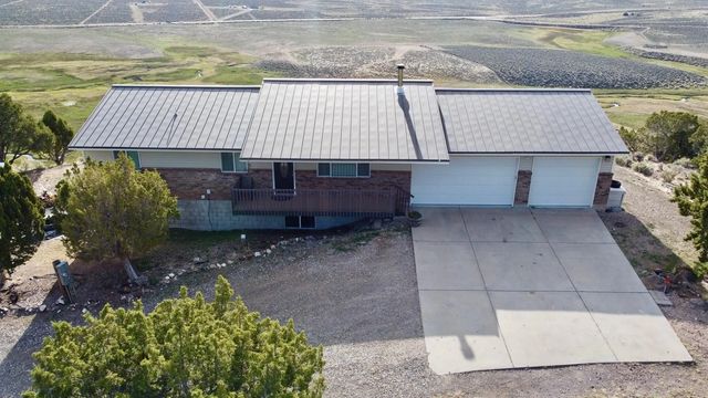 3810 N Burrville Rd, Burrville