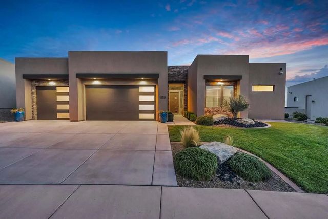 1559 W Firepit Knoll Dr, St George