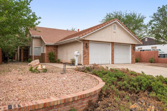 269 N 400 W, St George