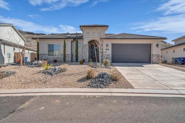 1466 N Arena Roja Dr, Washington