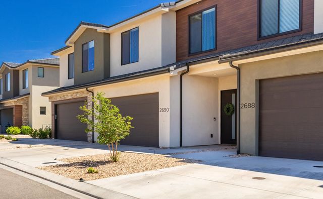 2690 Rain Tree St, St George