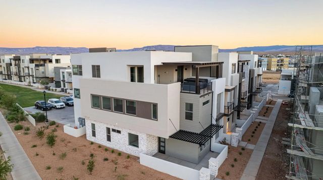 684 W High Tide Place 131, St George