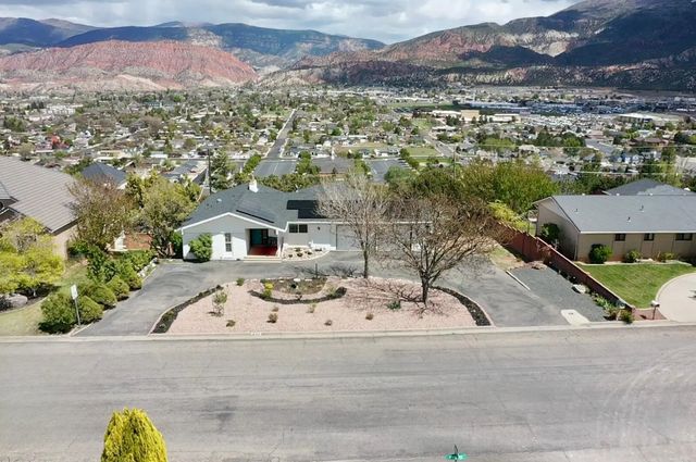 539 S Ridge Rd, Cedar City