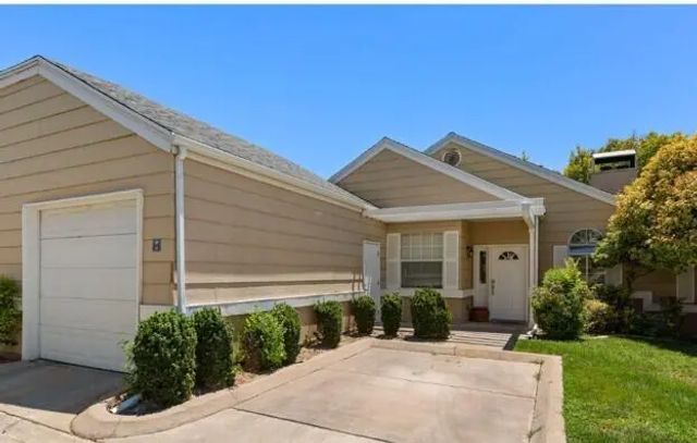 345 N 2450 E #115, St George