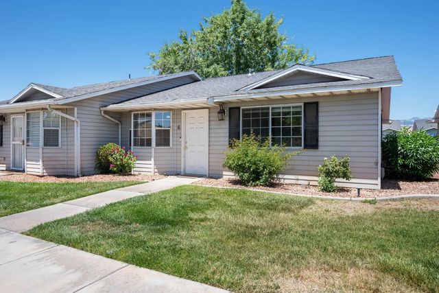 1015 S River Rd 6, St George