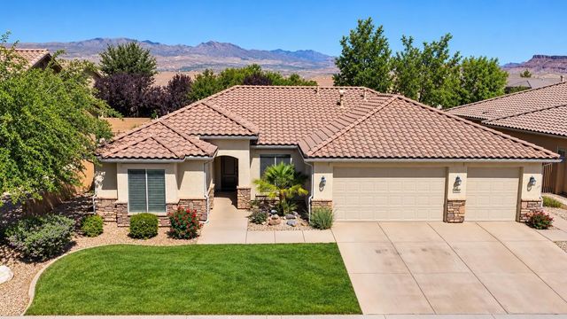 4996 S Mosaic Dr, St George