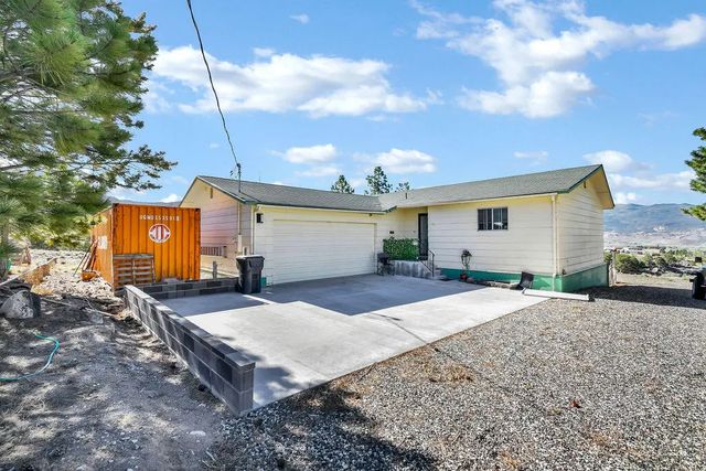 230 N 300 E, Bicknell