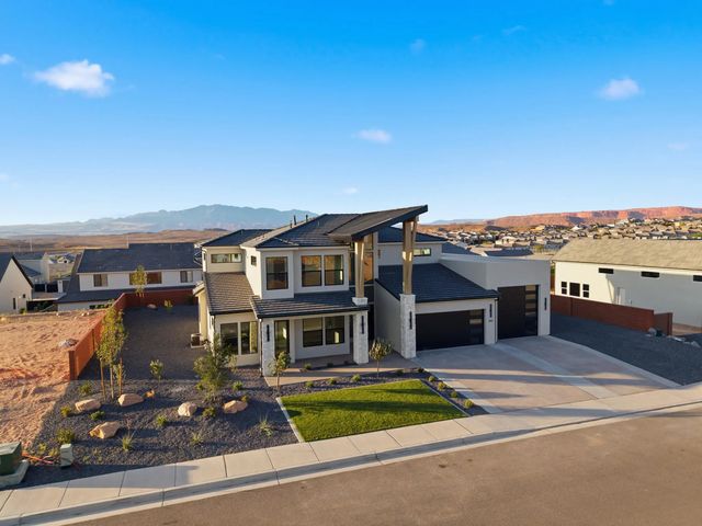 3011 E Rimrunner Dr, St George