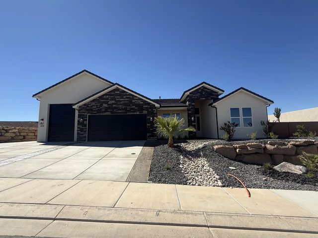 470 S Liri Trail, St George