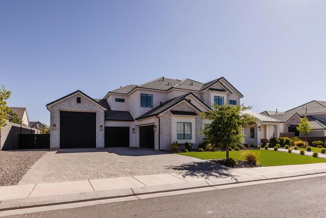 1597 W Belayer Dr, St George