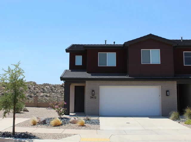 3902 E Fossil Way, Washington