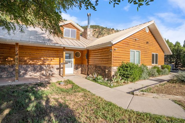 4035 E Harmony Ridge Ct, New Harmony