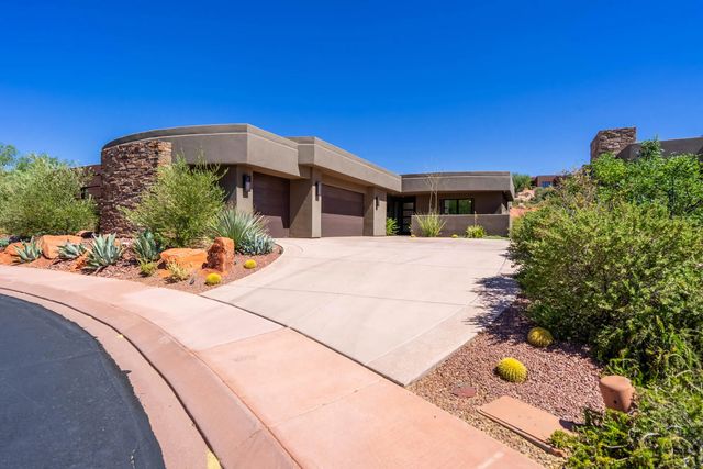 2416 W Supai Trail, St George