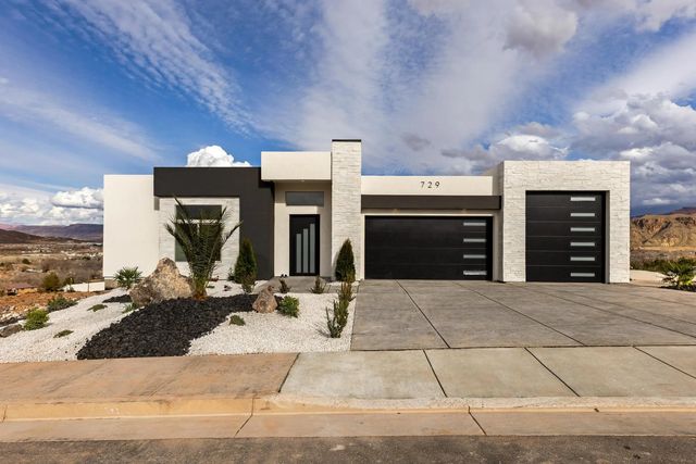 729 S 1360 W, Hurricane