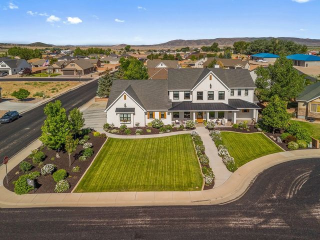 270 S 1025 W, Parowan