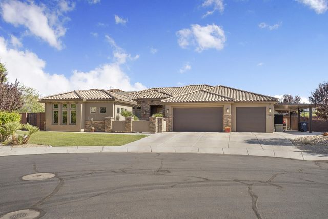 2982 E Carmine Dr, St George