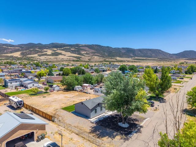 4546 N Tumble Weed Dr, Enoch