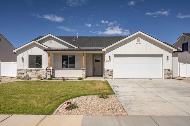 4923 N 10 E, Enoch