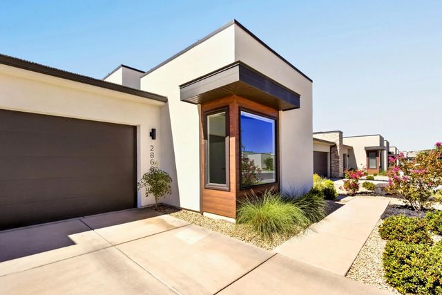 2866 E Church Oak Dr, St George