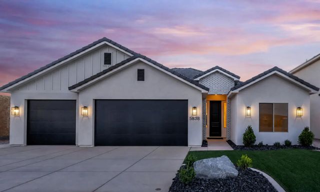 5888 S Foothill Ridge Dr, St George