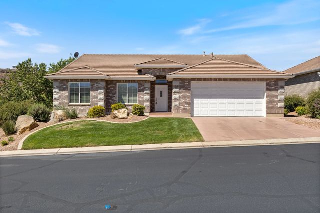 145 N Mall Dr 26, St George