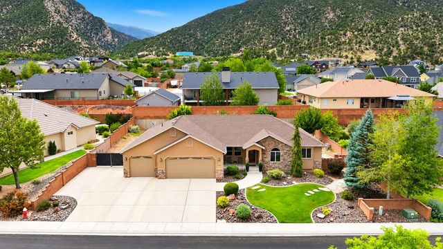 1116 E Fiddlers Canyon Rd, Cedar City